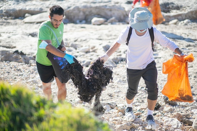 צו איסור פרסום על חקירת זיהום חופי הים בזפת